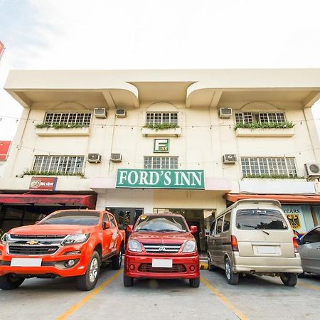 Vaccinated Staff - Oyo 465 Ford'S Inn Cebu Exterior photo
