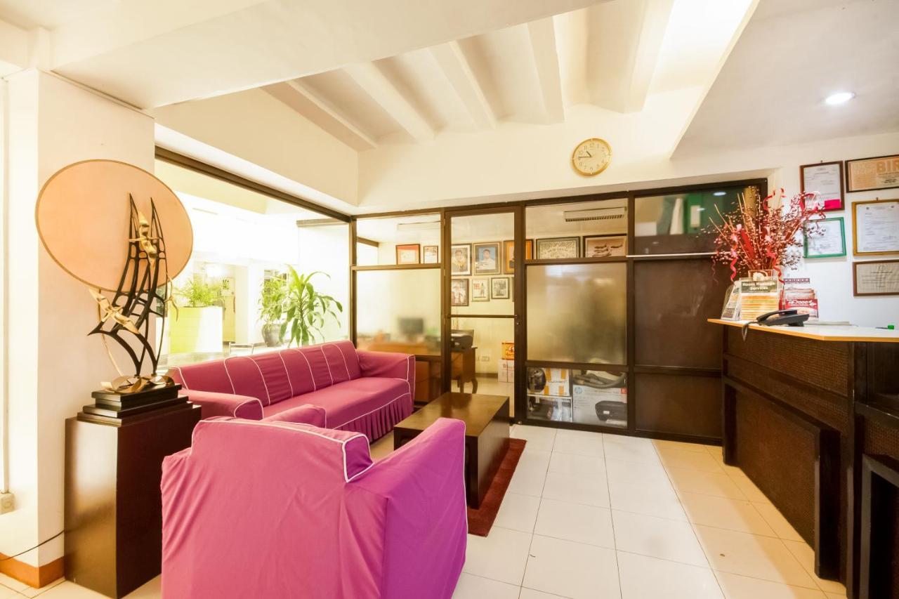 Vaccinated Staff - Oyo 465 Ford'S Inn Cebu Exterior photo